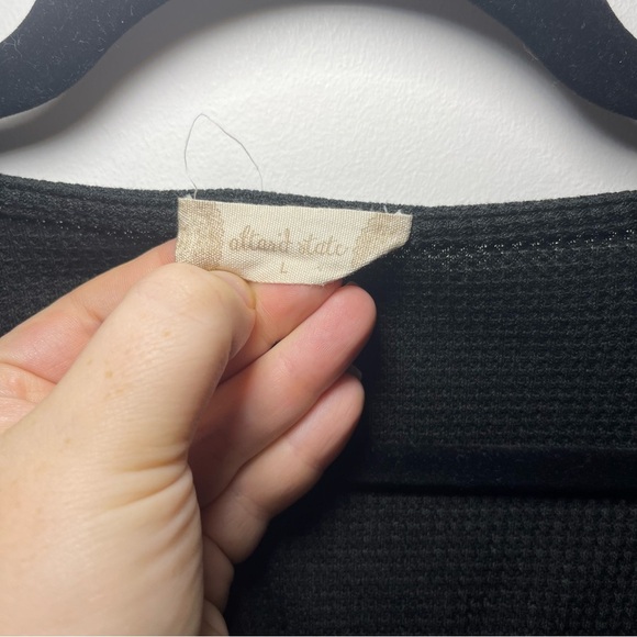 Altar’d State Women’s Black Waffle Knit Peplum Long Sleeve Blouse Top Size L - Picture 4 of 10